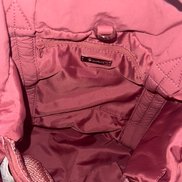 Lululemon On My Level Bag *19L Cherry Tint - Picture 8 of 13